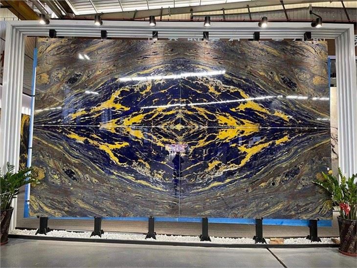 Grianchloch Esmerelda Sodalite