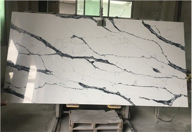 Dromchlaí Grianchloch Calacatta veins dubha