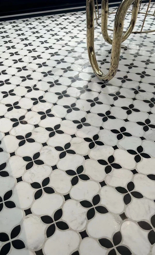 Black and White Marble Mosaic Tile