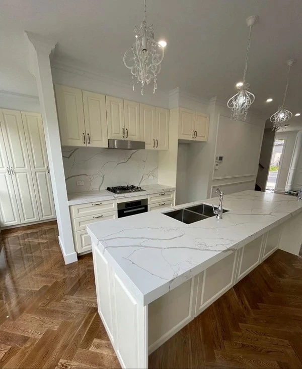 Calacatta Laza Quartz Kitchen Top