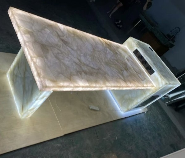 White Onyx  Counter
